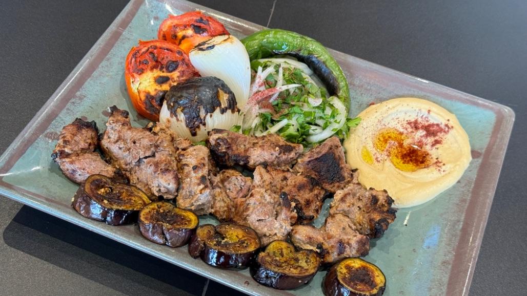 Chenjeh Ayani Kebab (Lamb) کباب چنجه گوسفندی